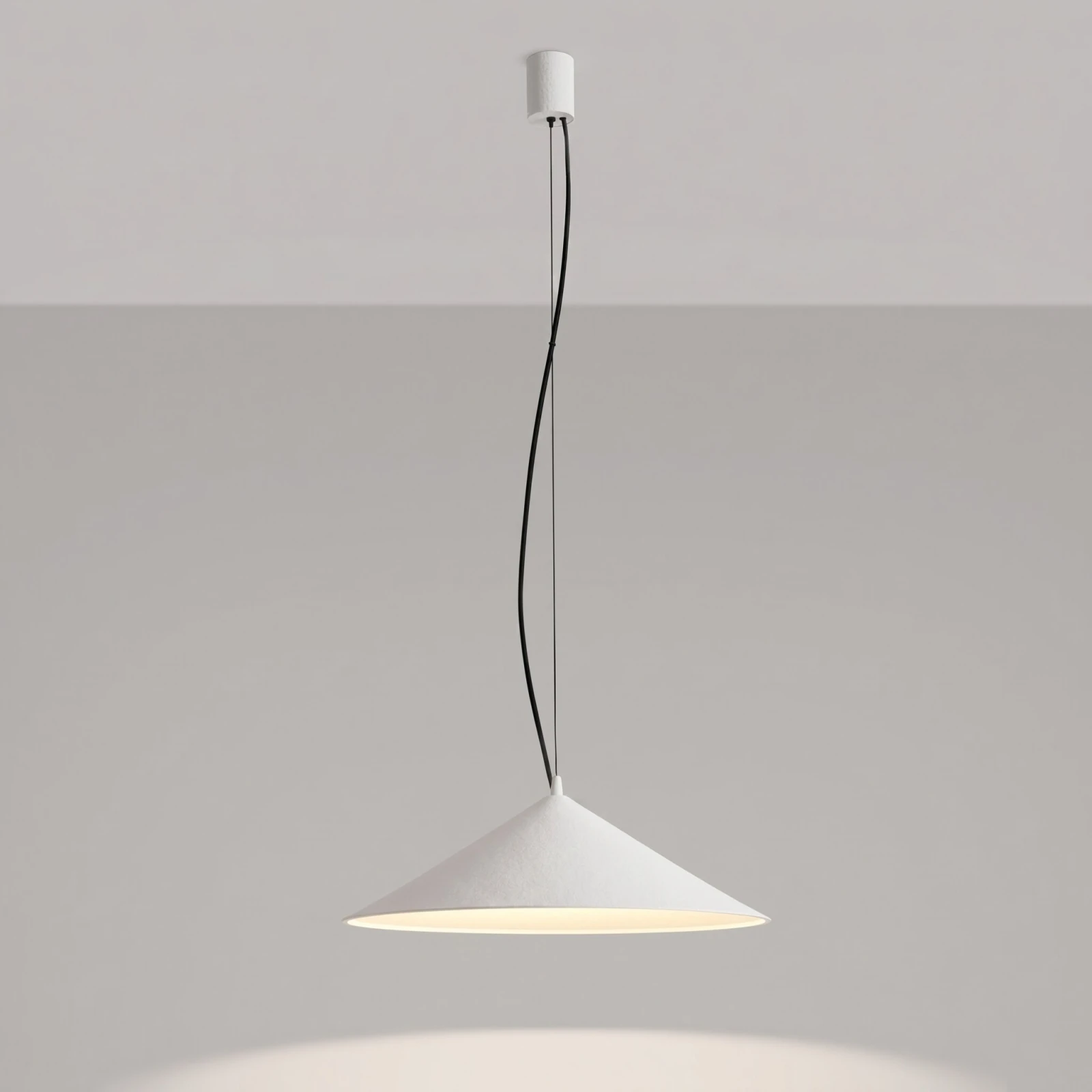 Pakabinamas šviestuvas 50 cm – kūgio formos, baltas, LED 4000K