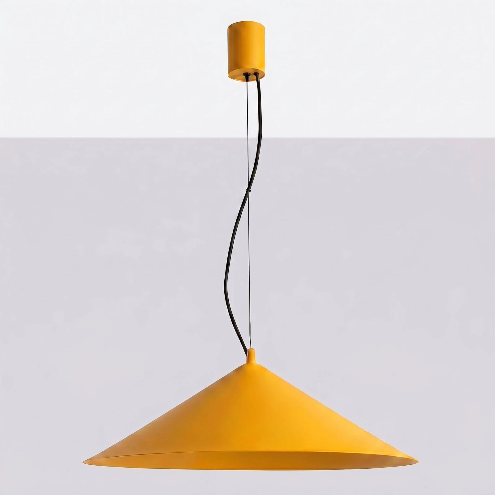 Pakabinamas šviestuvas 50 cm – kūgio formos, geltonas, LED 3000K