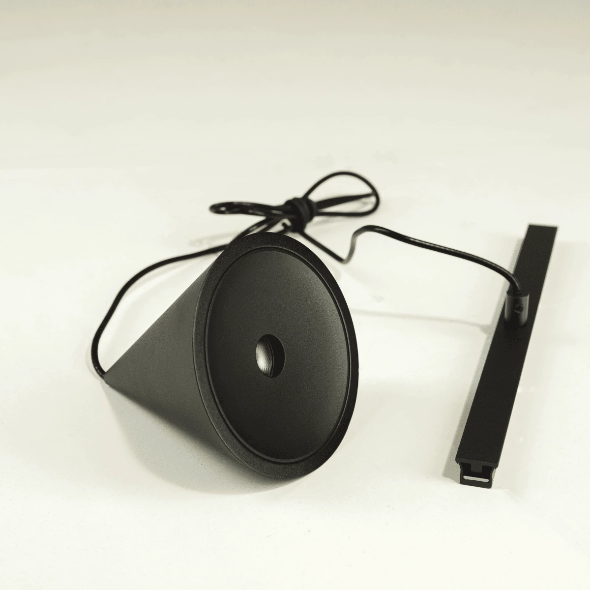 Magnetic LED Pendant Light Ø9cm, Matt Black