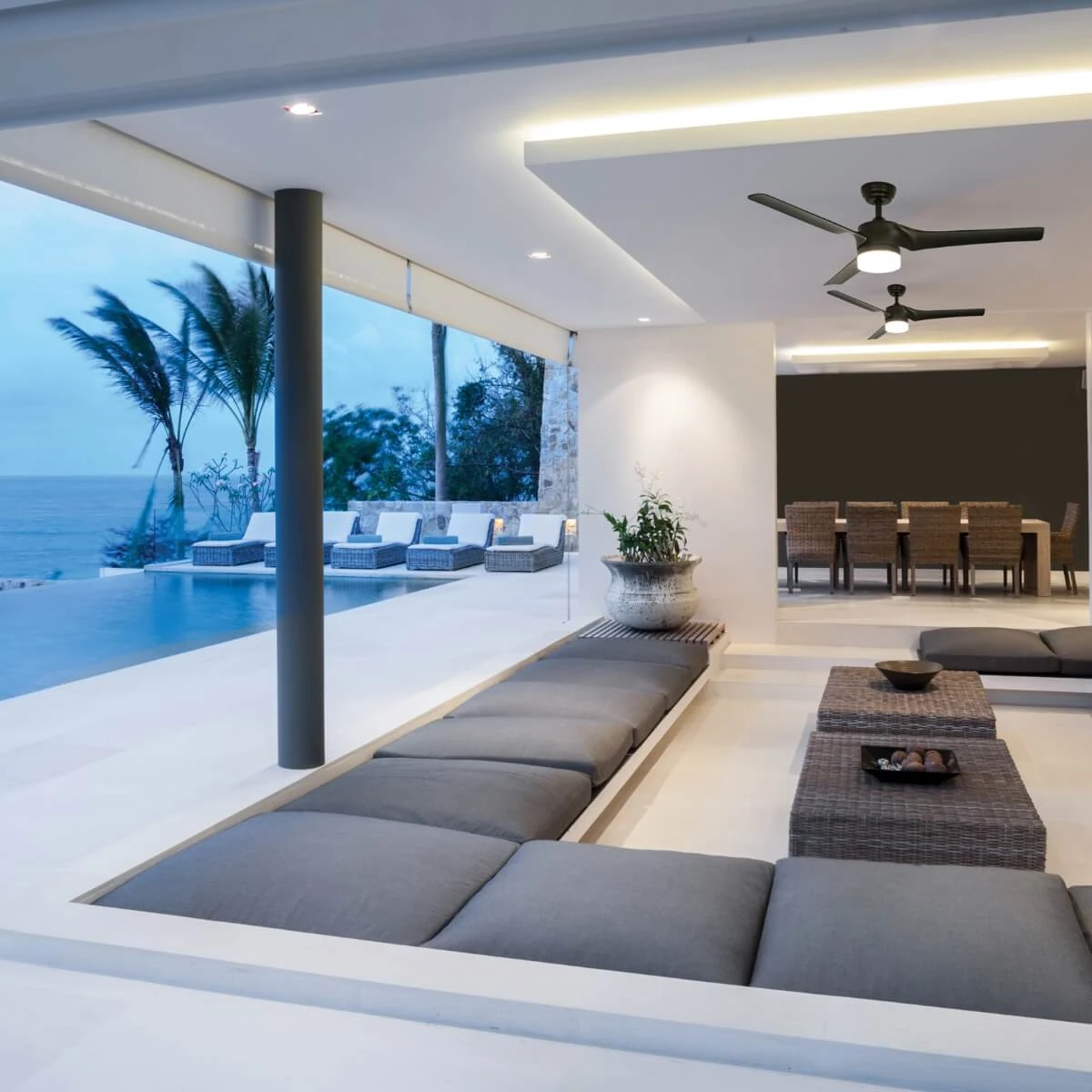 Matt Black Ceiling Fan with Integrated Light, 152 cm, 40W