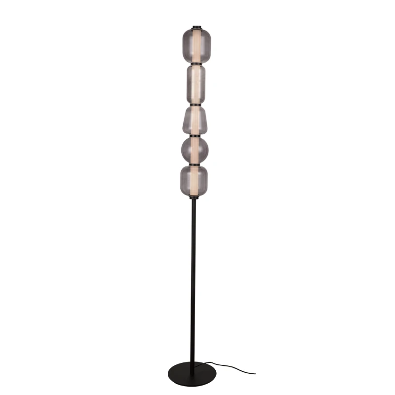 LED pastatomas šviestuvas 17W 3000K, juodas matinis metalas su akrilu ir tonuotu stiklu