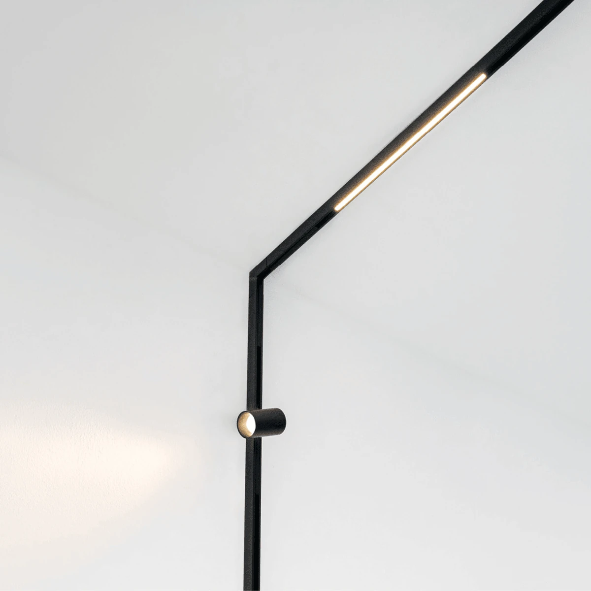 Matt Black Magnetic Linear LED Light 500mm