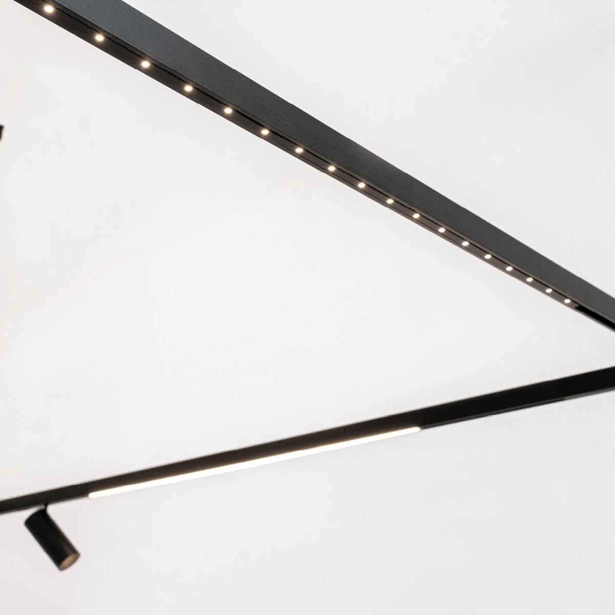 Linear Magnetic LED Module 4W 3000K Matt Black