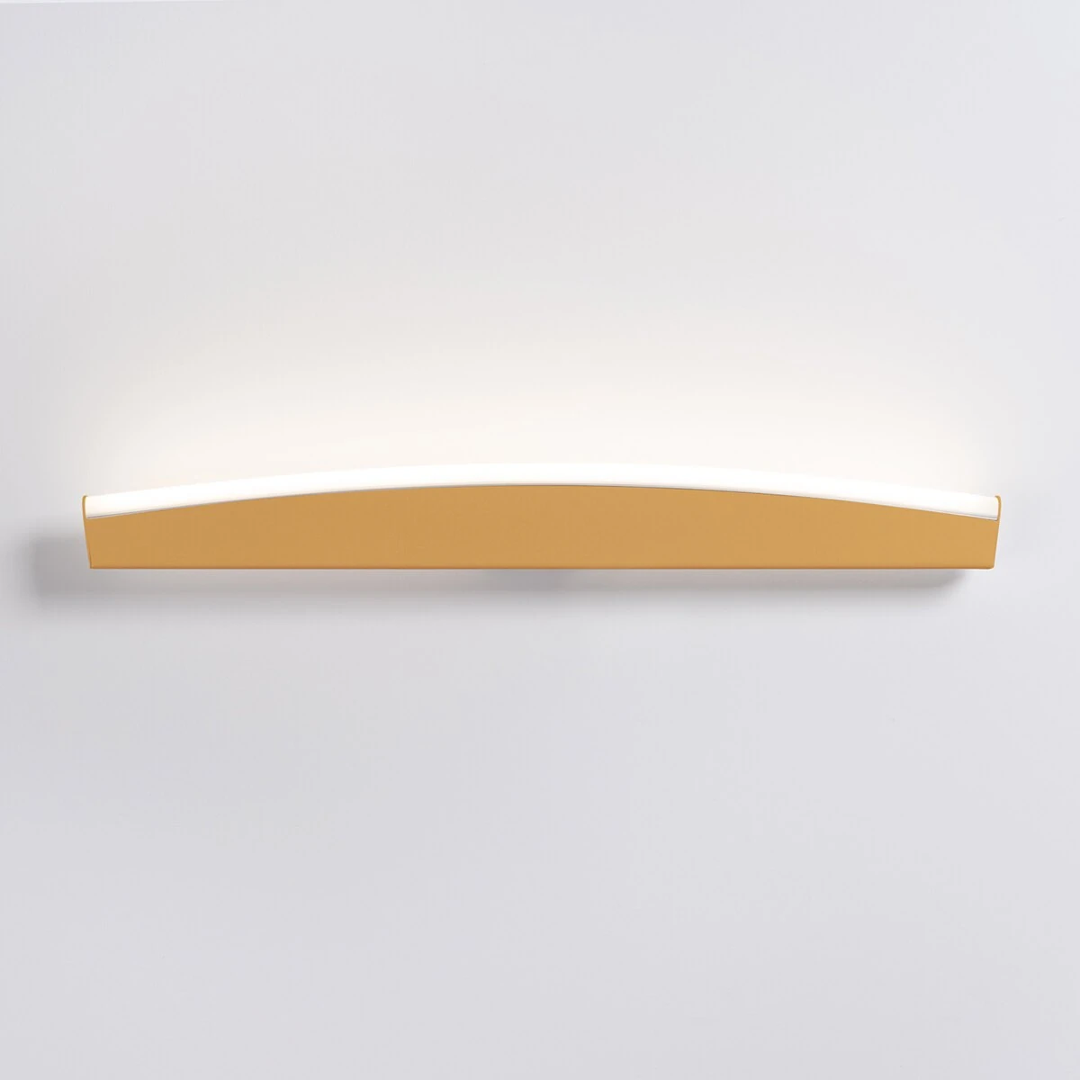 Sieninis šviestuvas 60 cm – lenkta linija, auksinis, CRI98