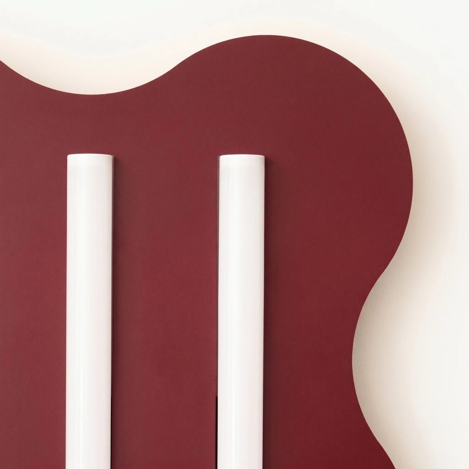 Lubinis šviestuvas 66 cm – banguota forma, burgundinis, 3x S14d