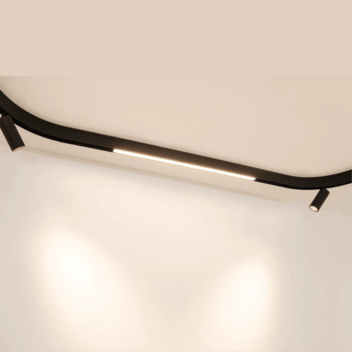 Curved Magnetic Track Segment, 48V, Matt Black