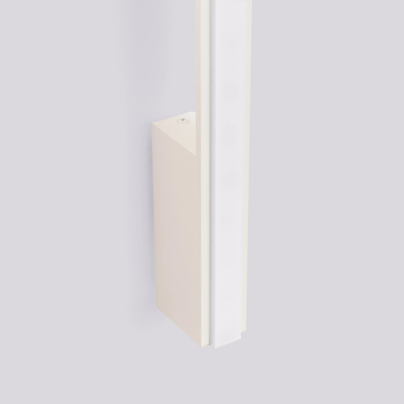Sieninis šviestuvas 151 cm – linijinis, smėlio, LED 22W