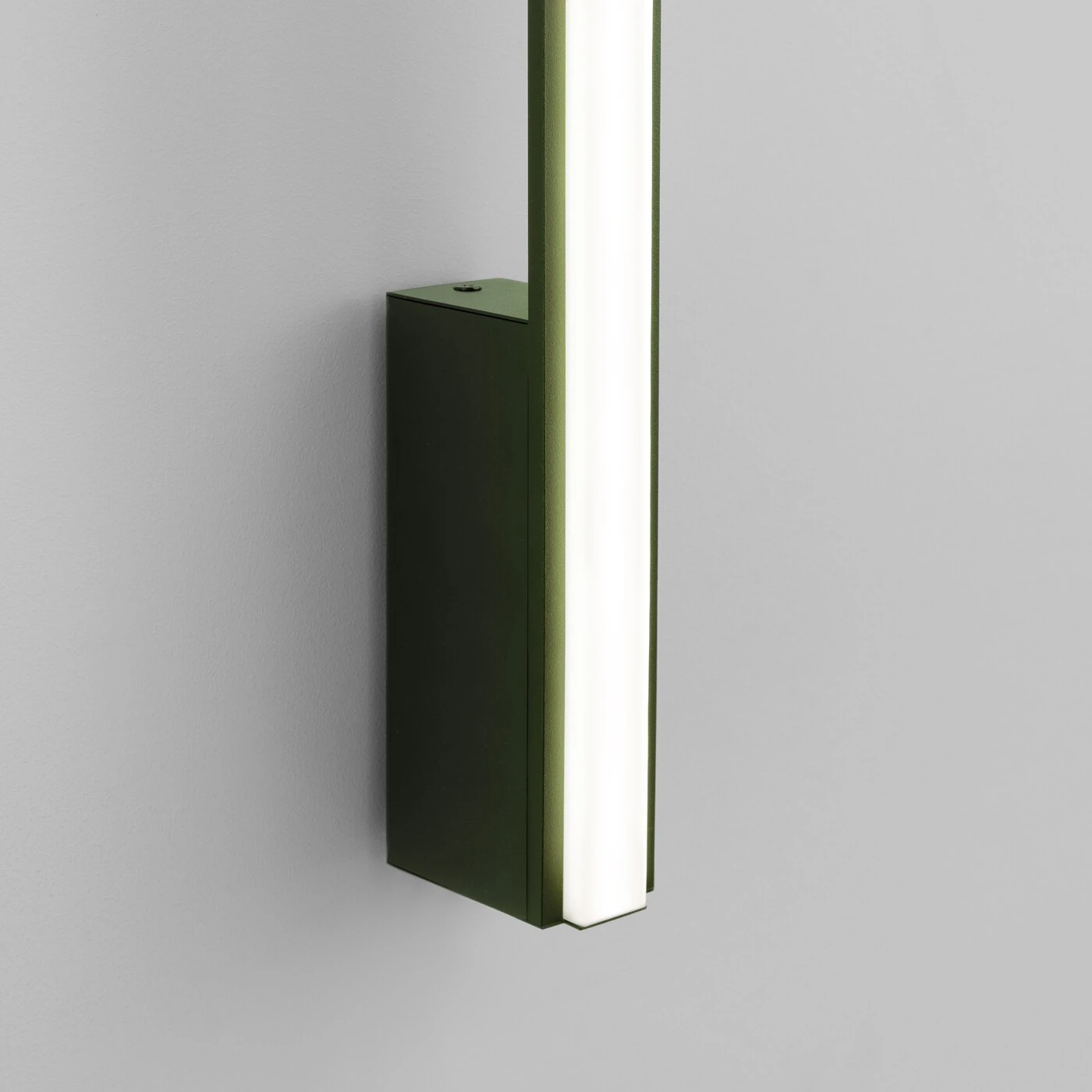 Wall lamp 151 cm – linear, olive green, CRI98 LED