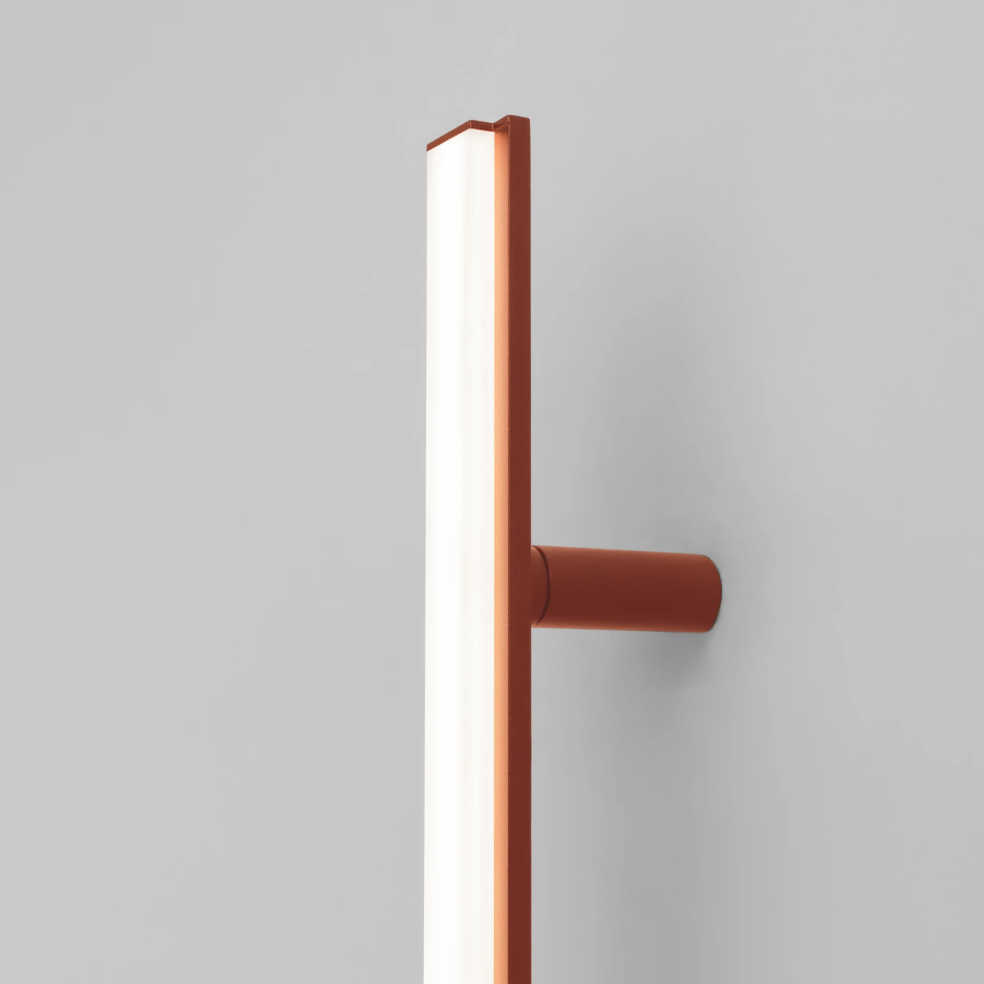 Wall lamp 12W – linear, red ochre, CRI98