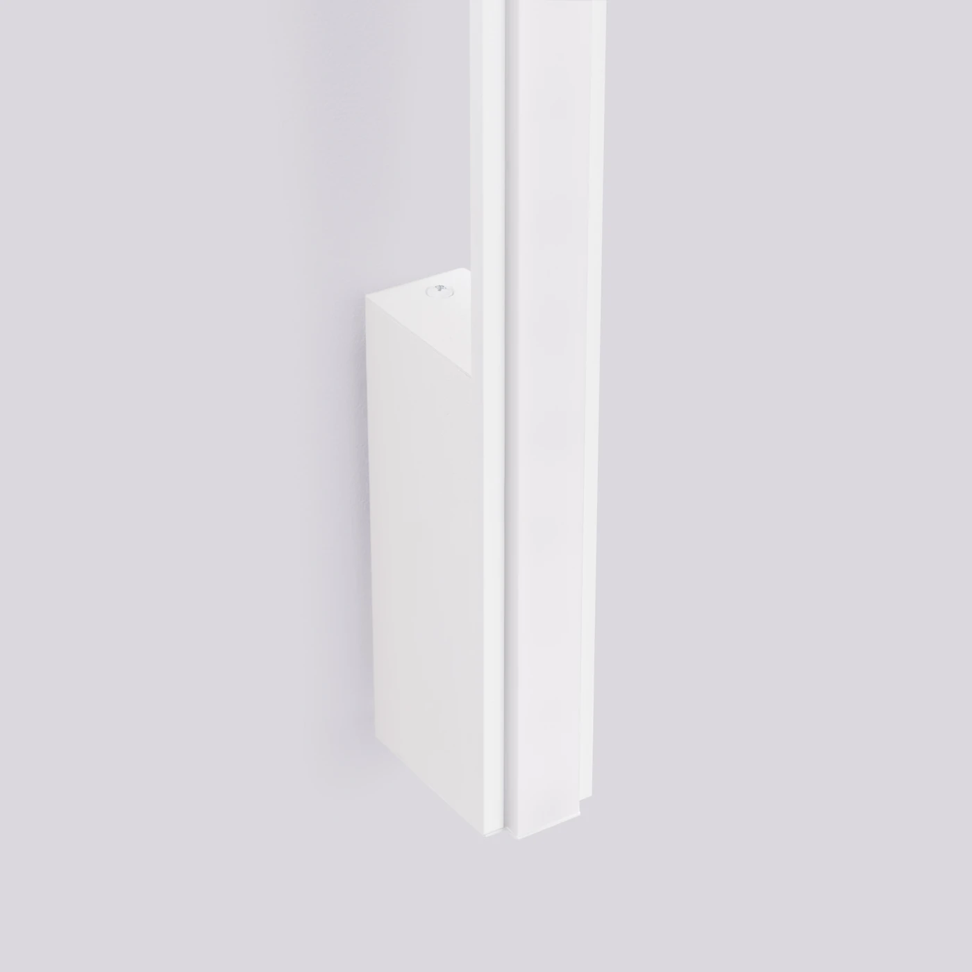 Sieninis šviestuvas 88,5 cm – linijinis, baltas, šilta LED šviesa