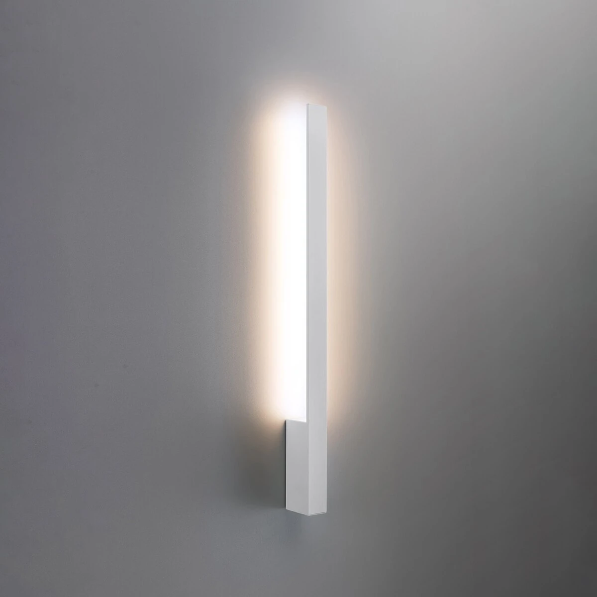 Wall lamp 70 cm – linear, white, warm LED light