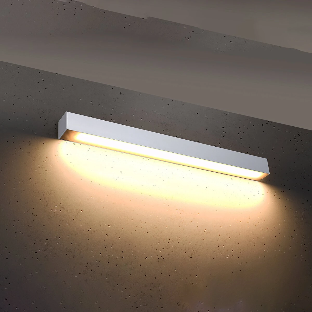 Sieninis šviestuvas 67 cm – linijinis, baltas, šilta LED šviesa