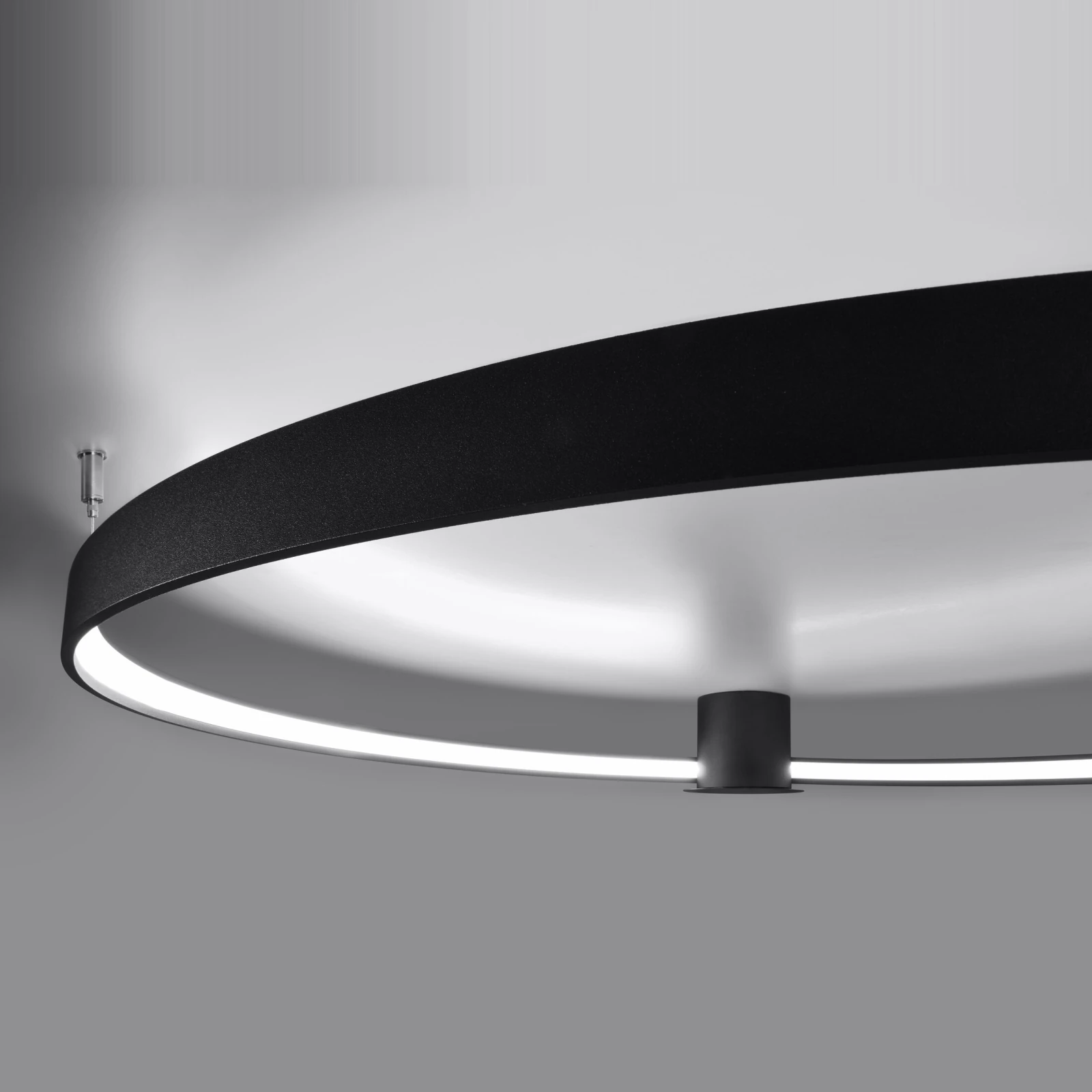 Ceiling lamp 47W – round, black, CRI98