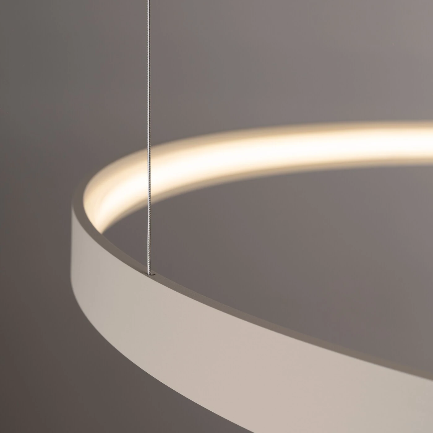 Pendant light 47W – round, beige, CRI93 LED