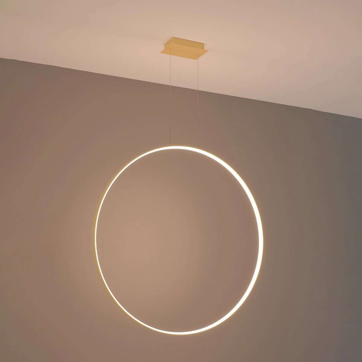 Pendant lamp 47W – round ring, gold, warm white LED