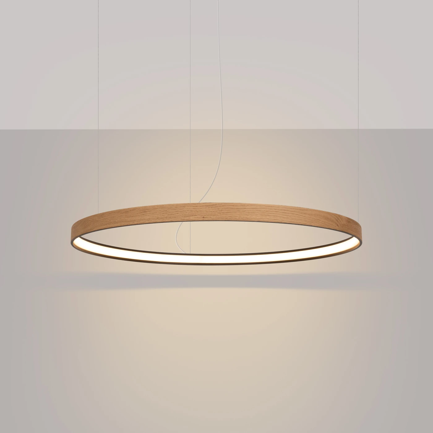 Pakabinamas šviestuvas 79 cm / 33W – apvalus, juodas ir ąžuolo, CRI93
