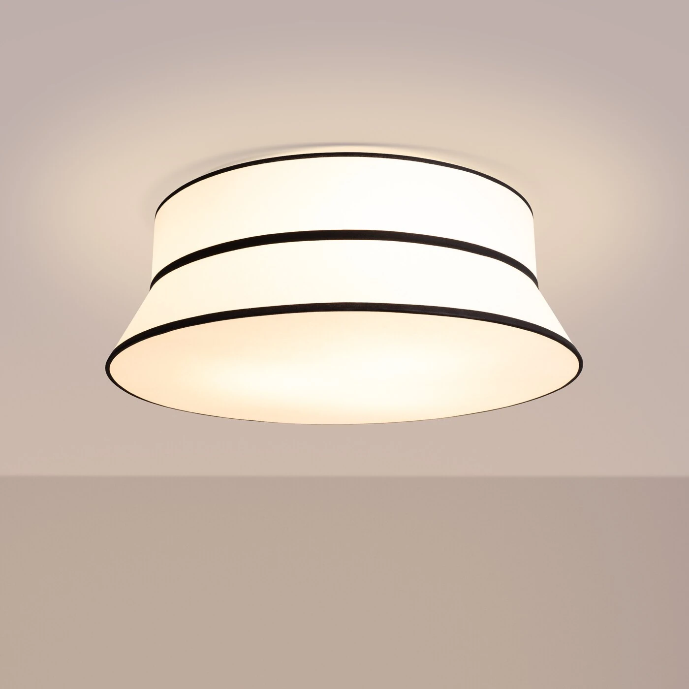 Ceiling lamp 60 cm – round, white, black-trimmed parchment shade