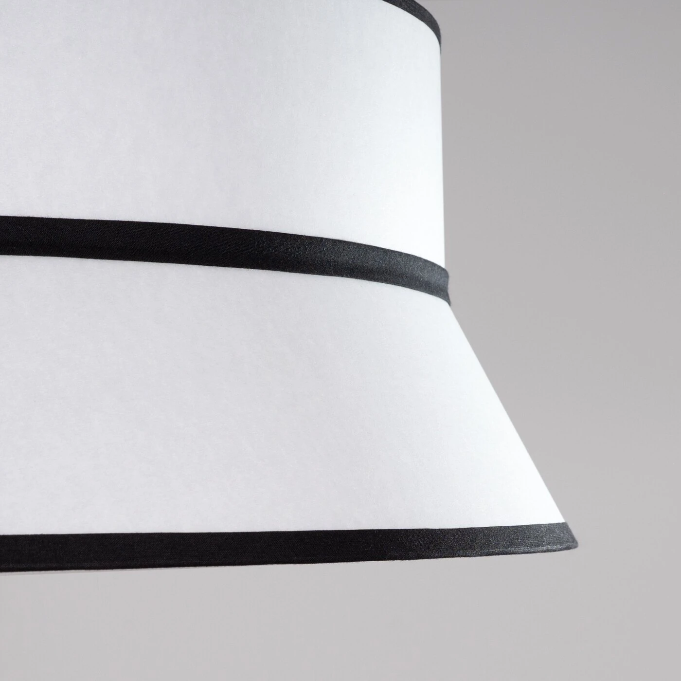 Ceiling lamp 60 cm – round, white, black-trimmed parchment shade