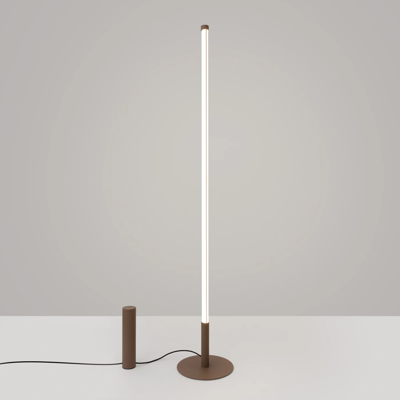 Floor lamp 40W – linear, brown, Push Dim/DALI