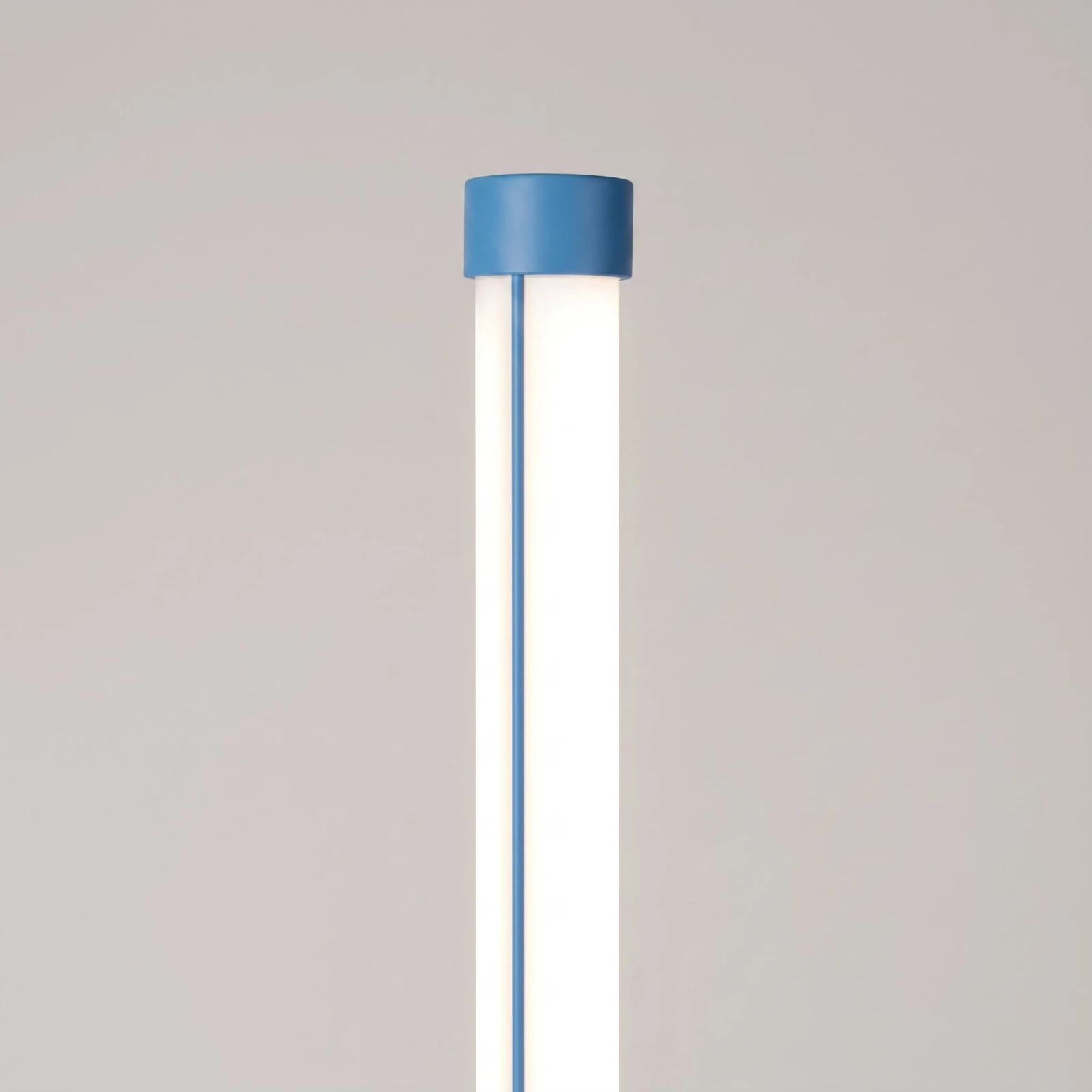 40W floor lamp – linear, azure, CRI98