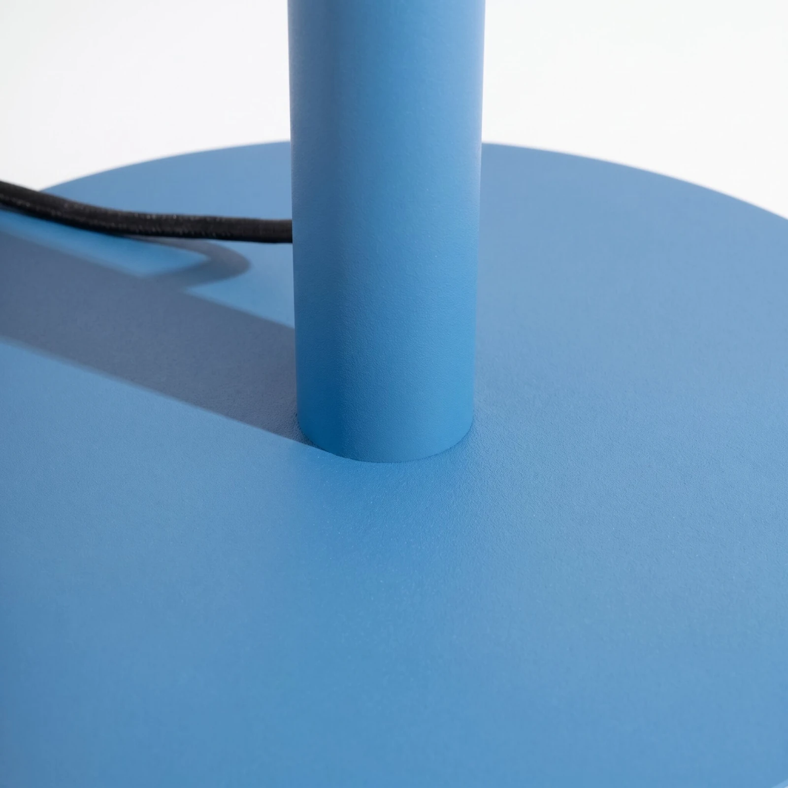 40W floor lamp – linear, azure, CRI98